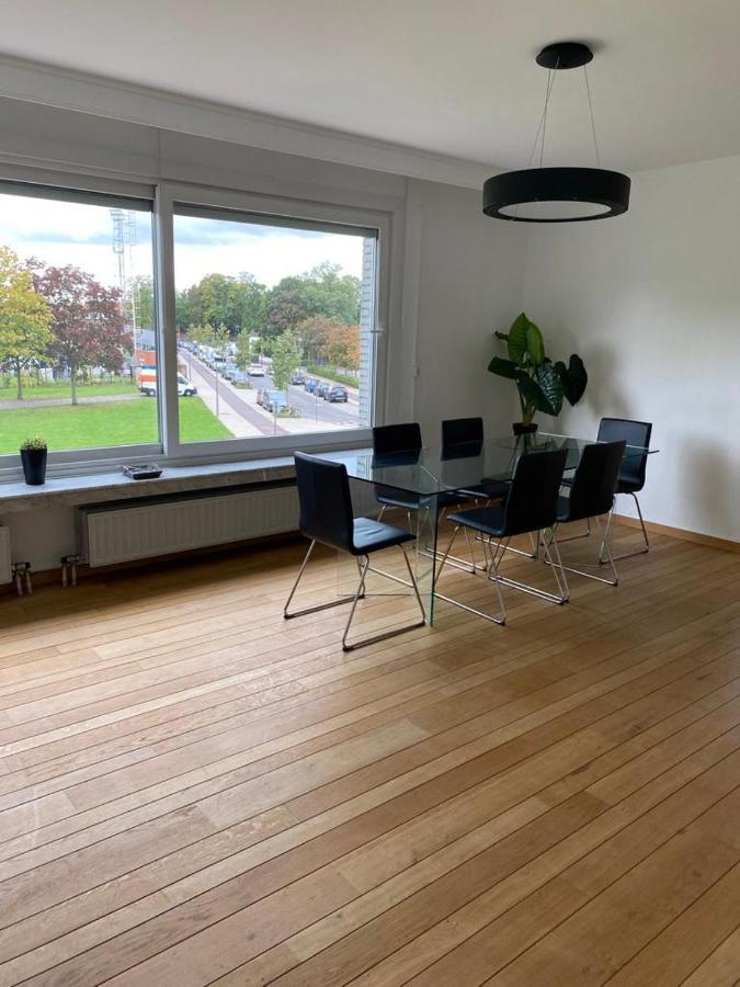 Lichtrijk Mooi Appartement Met Zicht Op Hof Van Roosendael Antwerpen Bagian luar foto