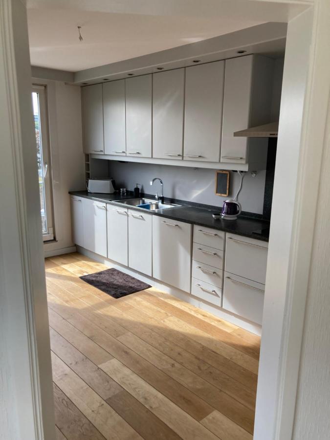Lichtrijk Mooi Appartement Met Zicht Op Hof Van Roosendael Antwerpen Bagian luar foto
