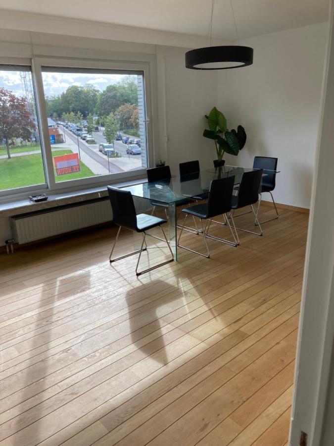 Lichtrijk Mooi Appartement Met Zicht Op Hof Van Roosendael Antwerpen Bagian luar foto